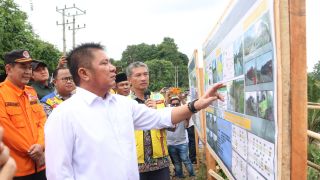 Longsor Penghubung Musi Rawas-Muba, Herman Heru Tancap Gas Cek Lokasi - JPNN.com