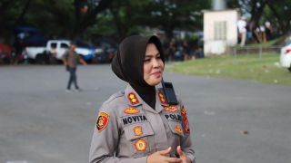 Operasi Pekat Progo 2025, Polres Bantul Sita Puluhan Botol Miras Oplosan - JPNN.com