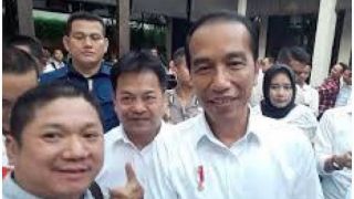 Gus Din Apresiasi Jokowi Laporkan ke Polisi Kepada Penuduh Dirinya Berijazah Palsu - JPNN.com