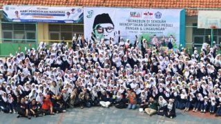 Peringati Hari Pendidikan Nasional, Ribuan Siswa & Guru Menanam Sayuran di Sekolah - JPNN.com