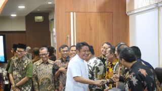 Temui Gubernur Herman Deru, Bupati OKU Paparkan 33 Usulan Bangubsus, Apa Saja? - JPNN.com