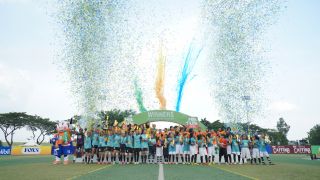 SDN Kalisari 01 Akhirnya Sukses Raih Gelar Juara MilkLife Soccer Challenge Jakarta - JPNN.com