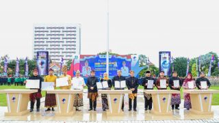 Jatim Sediakan 40 Ribu Beasiswa untuk Berantas Putus Sekolah - JPNN.com