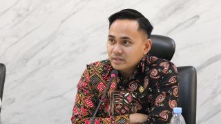 Al Hidayat Samsu MPR Sebut Rakyat Butuh Perlindungan Nyata di Tengah Gejolak Tarif AS - JPNN.com