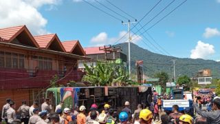 Bus ALS Kecelakaan, 12 Penumpang Meninggal Dunia - JPNN.com