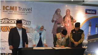 ICMI Travel dan Bank Mandiri Teken MoU Terkait Pembiayaan Umrah - JPNN.com