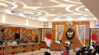 Menko Polkam: Pemerintah Bentuk Satgas Terpadu Operasi Penanganan Premanisme & Ormas Meresahkan - JPNN.com