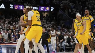 NBA Playoffs: Tembakan 3 Poin di Sisa Waktu 1,1 Detik Bawa Pacers Memukul Cavaliers - JPNN.com