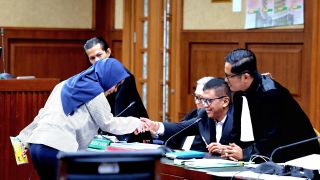 Riezky Aprilia Akui Tak Tahu Keterlibatan Hasto dalam Kasus Suap Wahyu Setiawan - JPNN.com