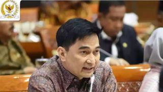 Pilgub Banten 2024: Dimyati Natakusumah Mendaftar di 4 Parpol Termasuk PDIP - JPNN.com