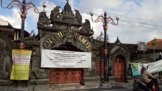 Masjid Al-Hikmah Soka Denpasar: Tanpa Kubah & Menara, Desain Bangunan Seperti Puri - JPNN.com Bali