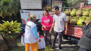 Disnaker ESDM Bali Bahas LPG 3 Kg Bareng Pertamina, Segera Operasi Pasar? - JPNN.com Bali