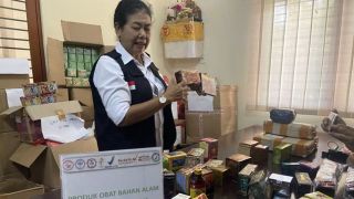 Waspada, 3.799 Kotak Obat Penambah Staminal Ilegal Berbahaya Beredar di Denpasar - JPNN.com Bali