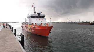 Basarnas Uji Fungsi Starlink di KN SAR Arjuna 229, Canggih - JPNN.com Bali