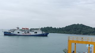 Jadwal Penyeberangan Kapal Feri Lintasan Merak-Bakauheni Hari Ini - JPNN.com Banten