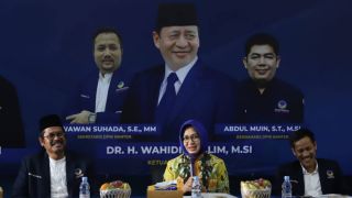 Airin Daftar Calon Gubernur Banten Lewat Partai yang Diketuai Wahidin Halim - JPNN.com Banten