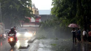 BMKG Sebut Hujan Es di Sidoarjo Disebabkan Awan Cumulonimbus - JPNN.com Jatim