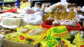 Minyak Goreng Bersubsidi di Tangerang Menghilang - JPNN.com Banten