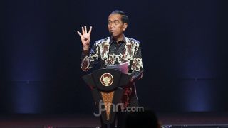 Cawe-Cawe Ala Jokowi dan Potensi Pemakzulan - JPNN.com