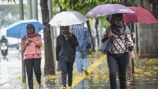 Cuaca Jawa Tengah Hari Ini, Sabtu (4/5), Hujan Terpantau di 17 Daerah, Simak! - JPNN.com Jateng