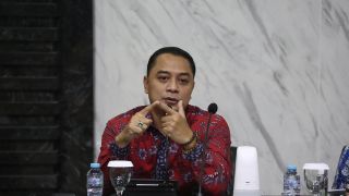 Wali Kota Eri Minta Inspektorat Beri Sanski Berat ke Guru yang Banting Siswa - JPNN.com Jatim