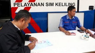 Layanan SIM Keliling Surabaya 7-8 Oktober 2022, Berikut Jadwal dan Lokasinya - JPNN.com Jatim