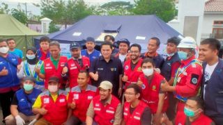 Terjunkan Puluhan Nakes, Holding BUMN Farmasi Siap Bantu Korban Gempa Cianjur - JPNN.com Jabar