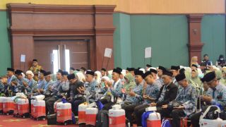 Hamdalah! Kuota Jemaah Calon Haji Kabupaten Bogor Bertambah - JPNN.com Jabar