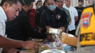 Polrestabes Surabaya Gagalkan Pengiriman 40,8 Kg Sabu-Sabu & 26.019 Pil Ekstasi - JPNN.com Jatim