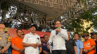 Hari Buruh, Pj Gubernur Jatim Janjikan Perbaiki Patung Marsinah di Nganjuk - JPNN.com Jatim