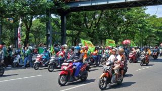 Massa Buruh Padati Jalan Ahmad Yani, Pengguna Jalan Keluhkan Macet - JPNN.com Jatim