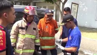 Power Bank Meledak, Mobil Terparkir di RSD Kertosono Nganjuk Kebakaran - JPNN.com Jatim