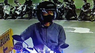 Terekam CCTV, Pencuri Handphone yang Beraksi di Parkiran Mal Surabaya Diringkus - JPNN.com Jatim