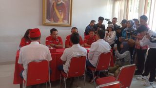 Selain Sekda Kota Semarang, Dua Sosok Ini juga Ambil Formulir Pendaftaran Pilkada 2024 di PDIP - JPNN.com Jateng