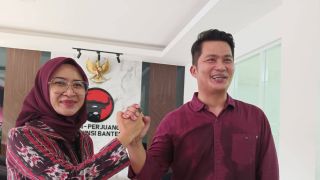 Maju di Pemilihan Bupati Pandeglang, Fitron-Diana Janji Tuntaskan Infrastruktur - JPNN.com Banten