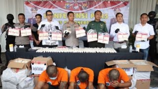 Bandar & Pengedar Pil Dobel L Senilai Rp3 Miliar di Mojokerto Diringkus Polisi - JPNN.com Jatim