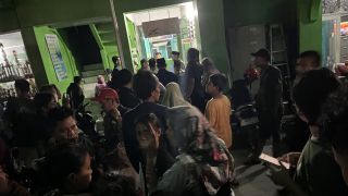 Suasana di SMK Lingga Kencana Depok Seusai Bus Pembawa Rombongan Pelajarnya Terguling di Ciater - JPNN.com Jabar