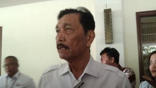 Luhut Mempertegas Sikap Indonesia di Bali, Melarang Masuk WNA Bermasalah - JPNN.com Bali