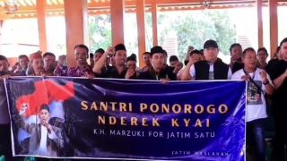 Santri Ponorogo Satu Suara Dukung Kiai Marzuki Maju Pilgub Jatim - JPNN.com Jatim