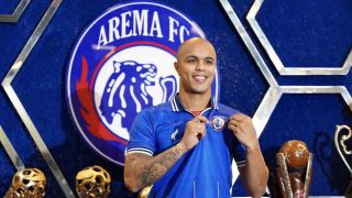 Arema FC Kenalkan Tiga Pemain Asing dari Brazil dan Korea Selatan - JPNN.com Jatim