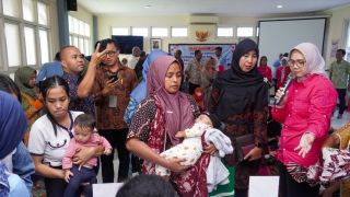 Hari Gizi Nasional, PT PAL Gelar Aksi Sosial Cegah Stunting di Surabaya - JPNN.com Jatim