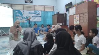 Awardee LPDP UNY Isi Kegiatan Ramadan di Yayasan Sayap Ibu - JPNN.com Jogja