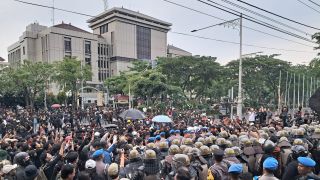 Rusuh Hari Buruh di Semarang, 6 Mahasiswa Ditahan, Terancam 7 Tahun Penjara - JPNN.com Jateng