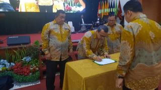 Rektor UIKA Bogor Dilantik Jadi Ketua Dewan Pakar IKA UIN Bandung, Siap Berikan Kontribusi Nyata untuk Bangsa - JPNN.com Jabar
