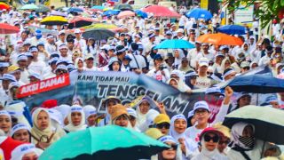 Lelah Hidup di Tengah Ancaman Banjir, Warga Bogor dan Bekasi: Kami Tidak Mau Tenggelam Lagi! - JPNN.com Jabar