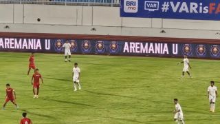 Dalberto Cetak Hattrick, Arema FC Bungkam Arema All Stars 7-0 di Stadion Kanjuruhan - JPNN.com Jatim
