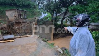 Pemprov Jabar Inventarisi Jembatan Tua yang Berpotensi Ambruk Tergerus Aliran Sungai - JPNN.com Jabar