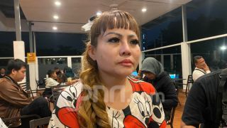 Tak Terima Gudangnya Disegel, Jan Hwa Diana Laporkan Pemkot Surabaya ke Ombudsman - JPNN.com Jatim