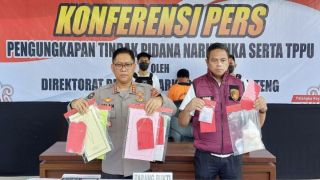 6 Tahun Jadi Bandar Narkoba, SMA Bisa Jual 1 Kg Sabu-Sabu Selama Sebulan - JPNN.com Kalsel