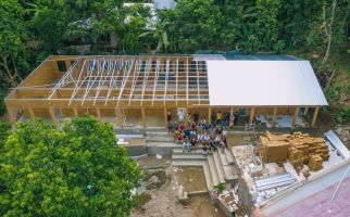 Sekolah yang Rusak Akibat Gempa di Lombok Dibangun Menggunakan Plastik Daur Ulang - JPNN.com